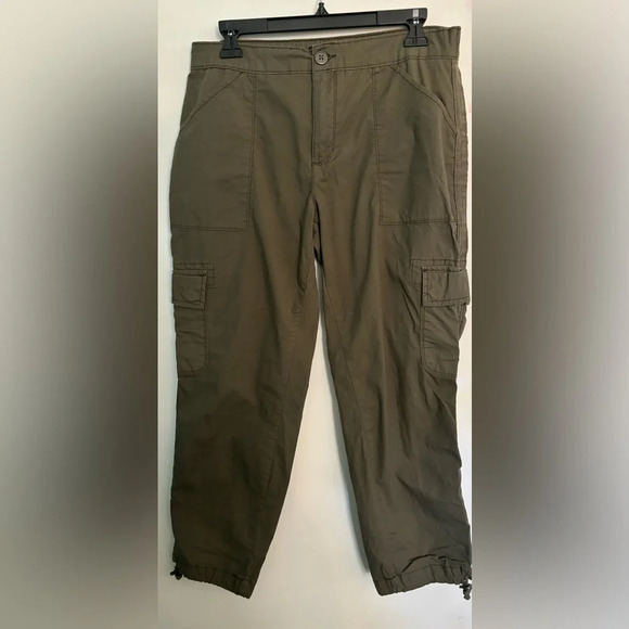 Social Standard by Sanctuary Womens Army Green Utility Cargo Crop Pant Sz Medium - Picture 1 of 8